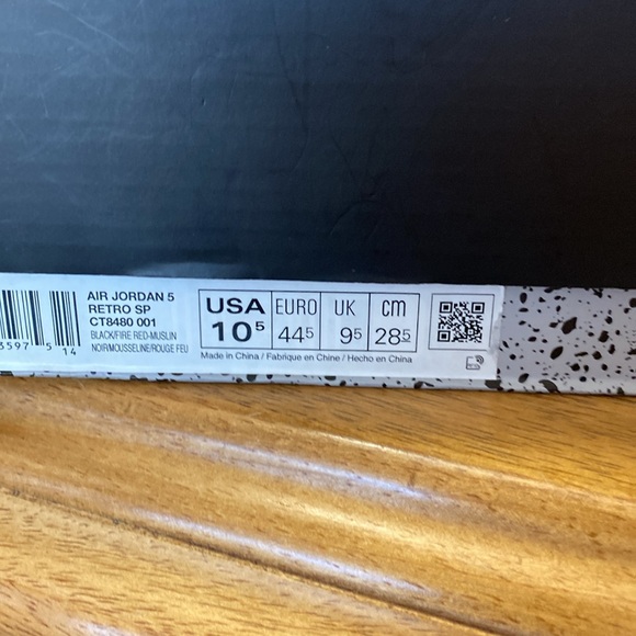 Jordan 5 off white muslin